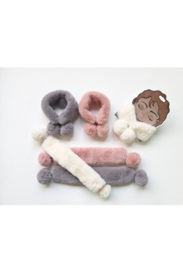 Cuello Pelo Pompones